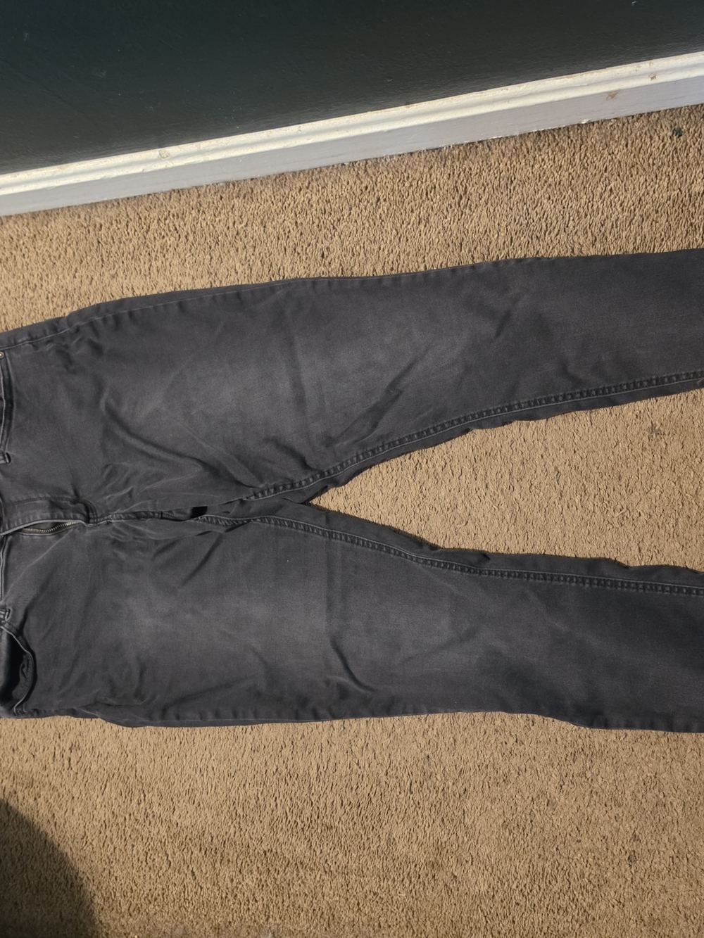 Calvin Klein Men's Slim Straight Jeans in Washed Black